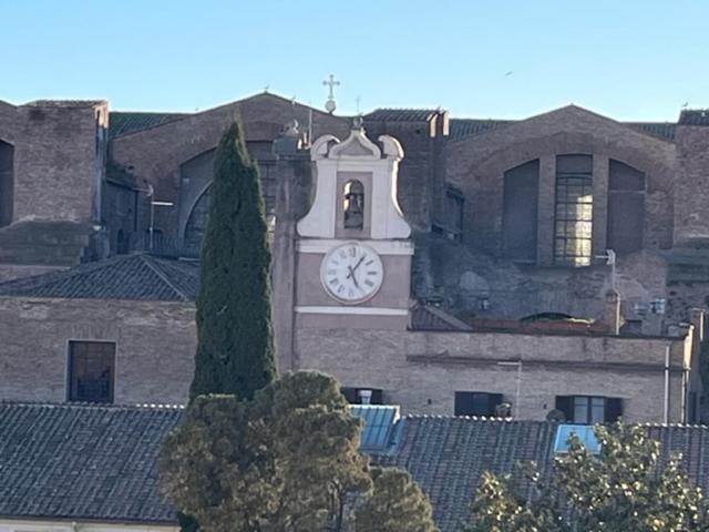 Camera X2 Con Splendida Vista Sulle Terme Di Diocleziano E Sul Chiostro Di Michelangelo Rome Exterior photo
